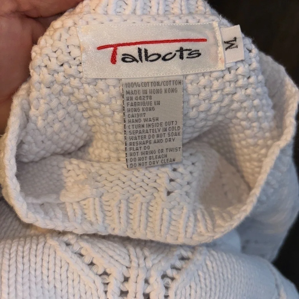 Talbots 💯 cotton chunky knit white sweater Sz medium excellent condition